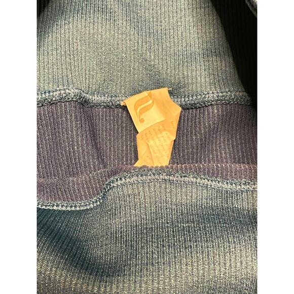 Fabletics High-Waisted Seamless Ribbed Leggings size Small - Picture 10 of 10